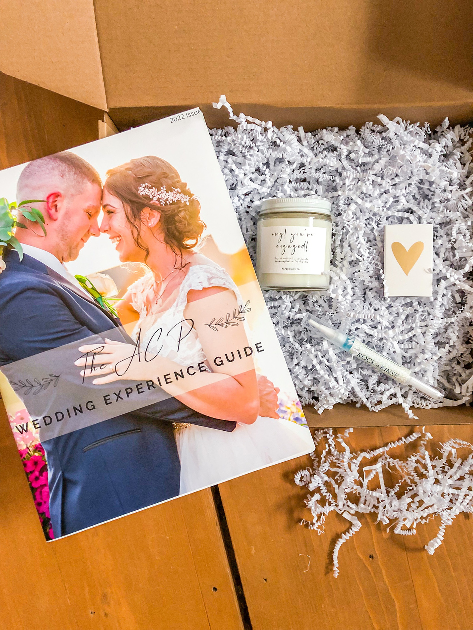 Happy Couple Gift Box  Photography Client Welcome Gift – The