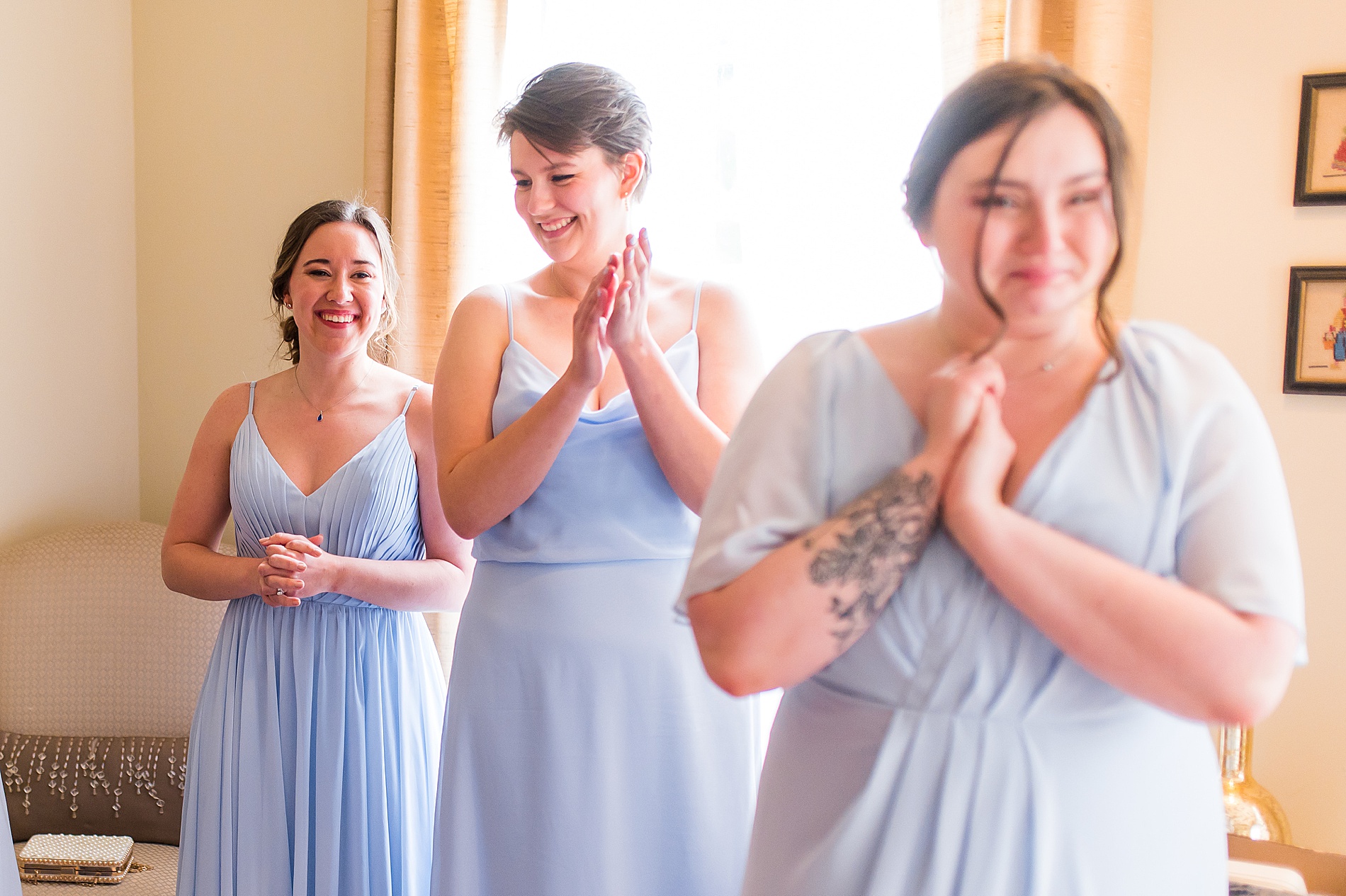 bridesmaids see bride for first time