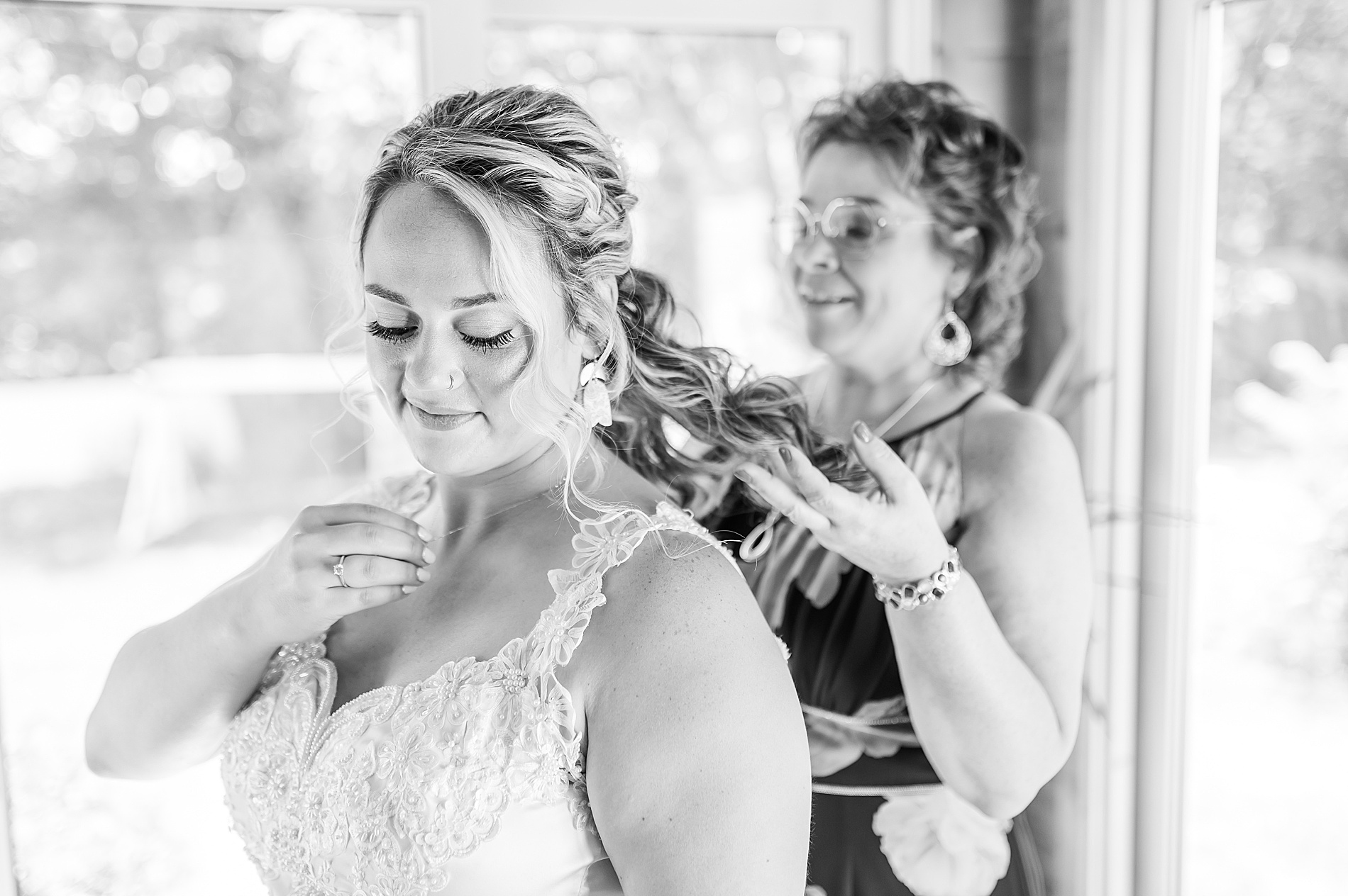 mom helps bride get ready for Garden Inspired Connecticut Wedding
