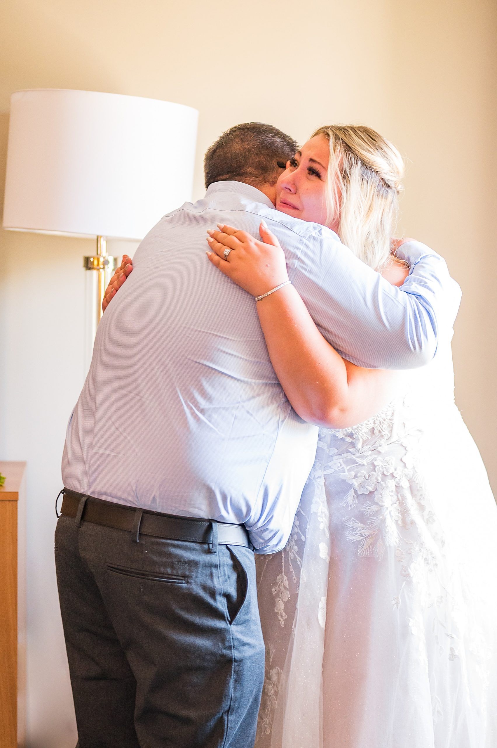 emotional moment during bride's first look with dad 