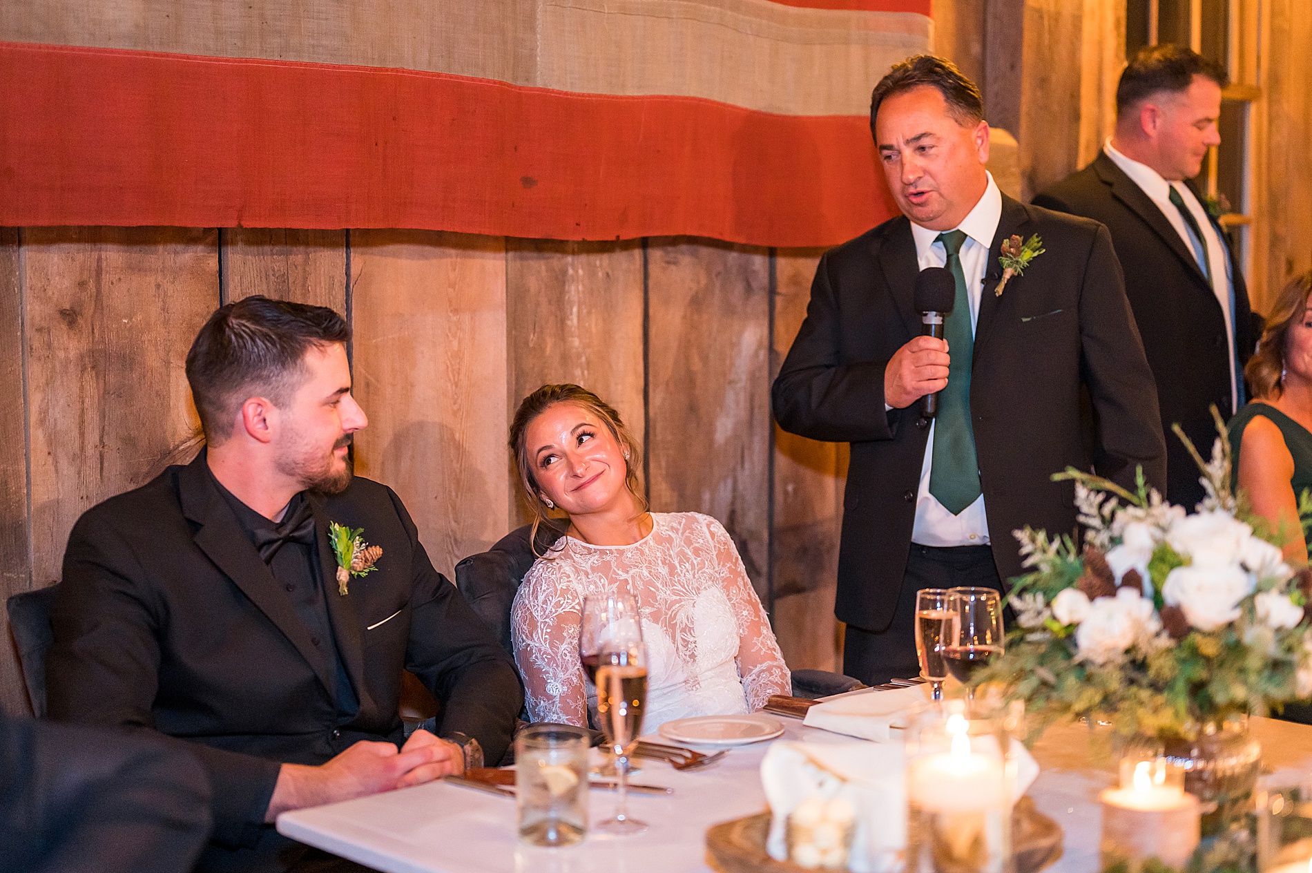 father gives wedding toast