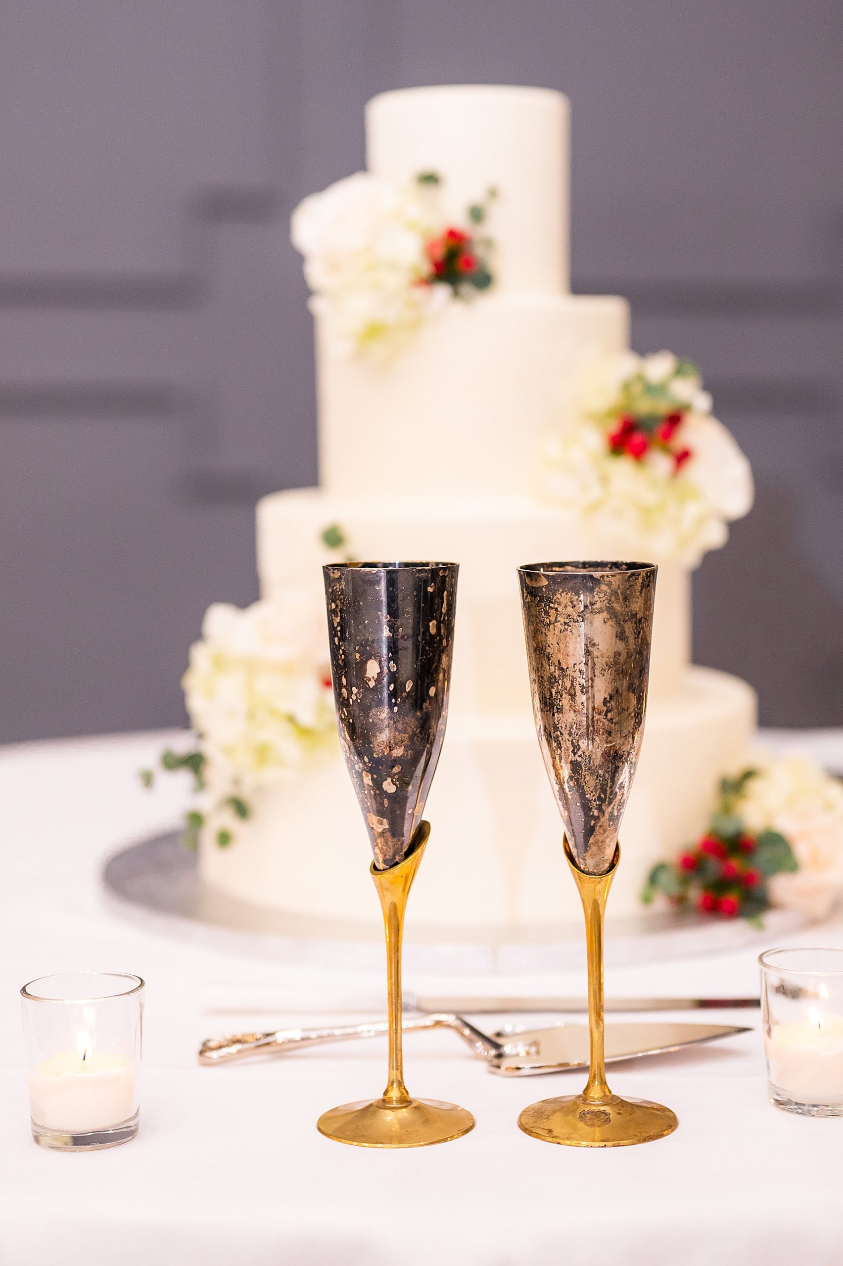 wedding cake and glasses