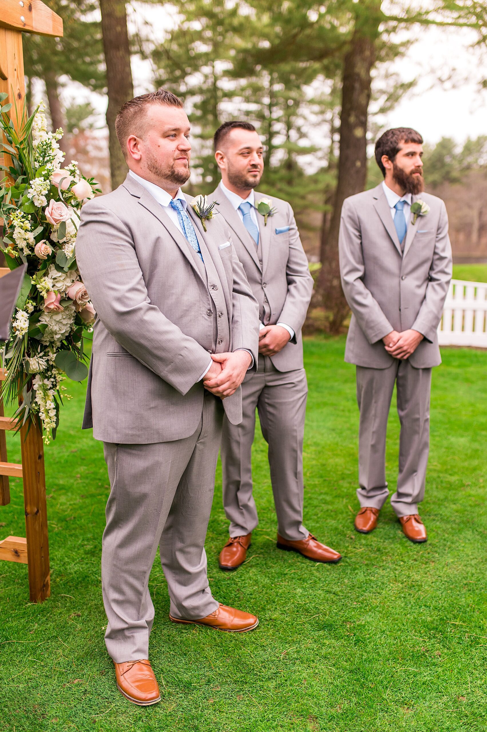 groom waits for bride at wedding ceremony 