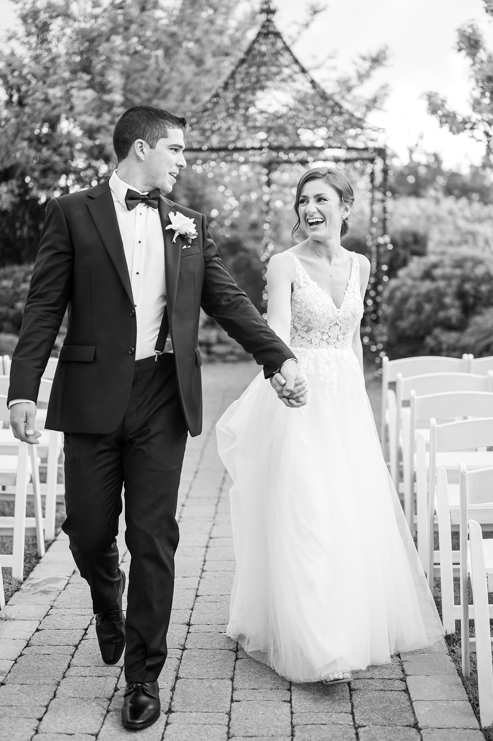 candid wedding portaits photographed by NH wedding photographer Allison Clarke Photography 