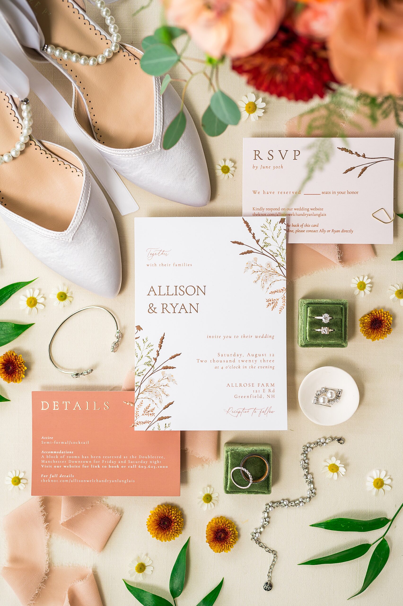 elegant wedding invitations and flat lay deisgn 