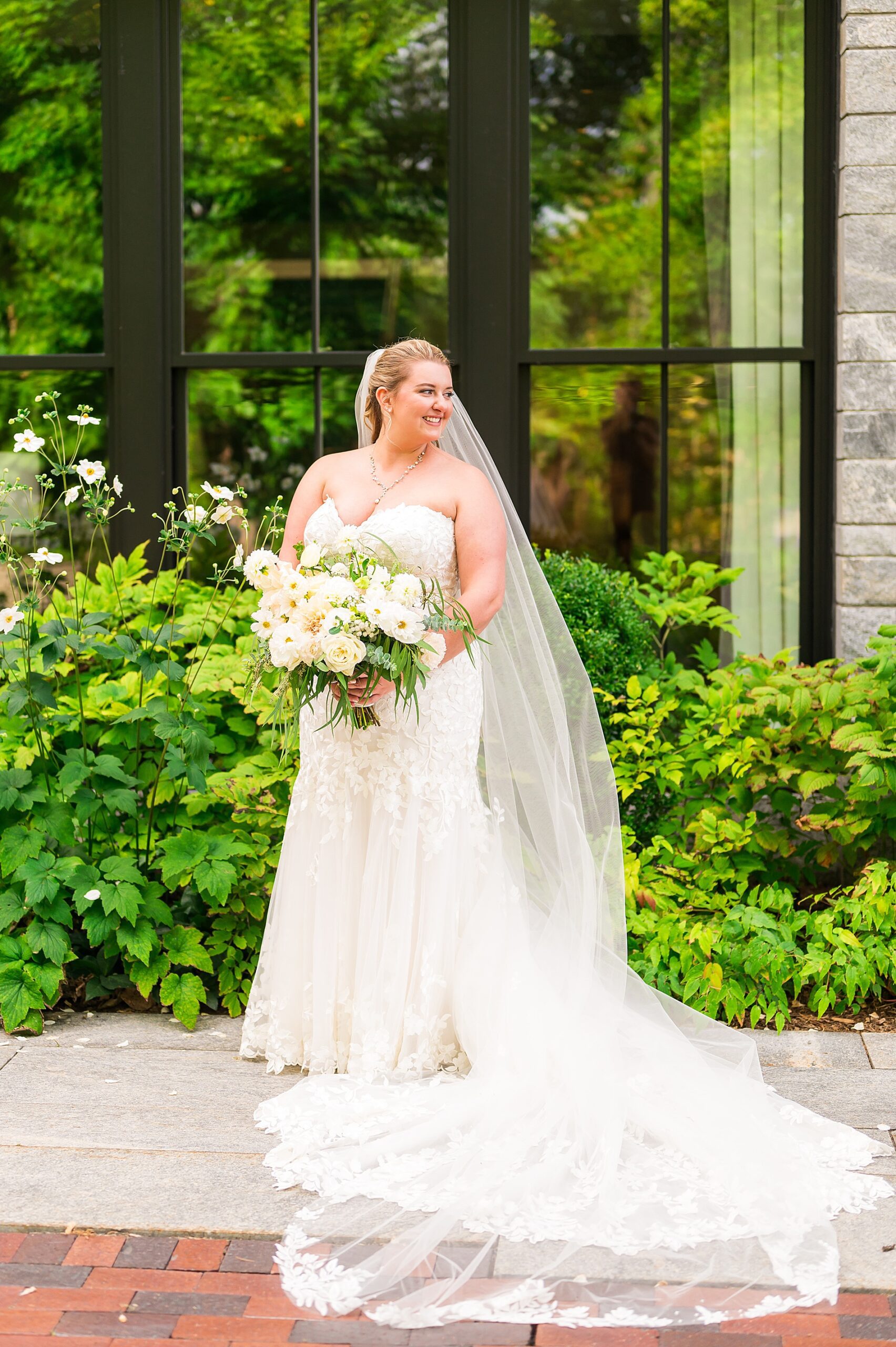 elegant bridal portraits