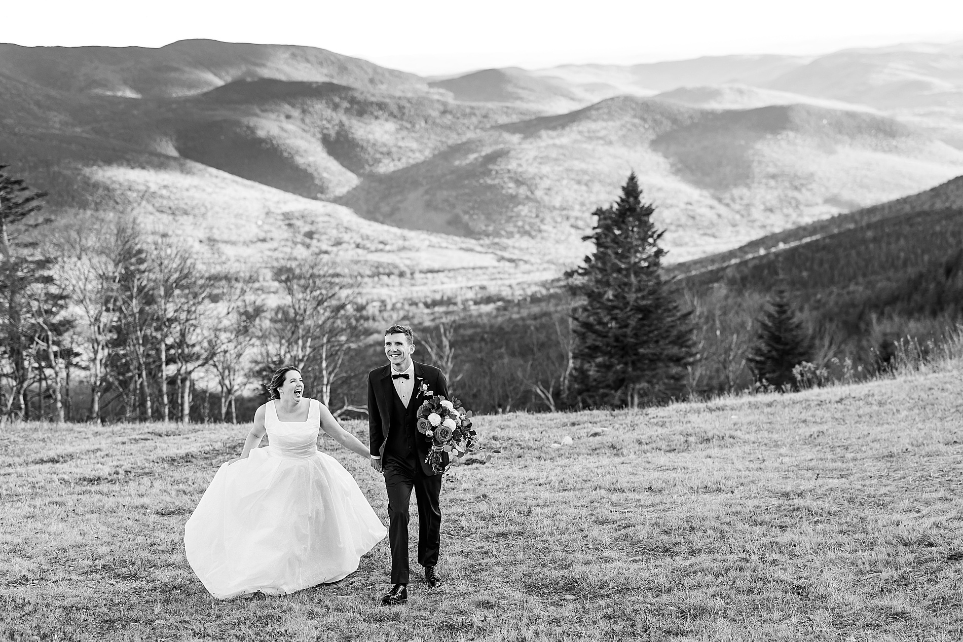 wedding photos in the mountains of New Hampshire