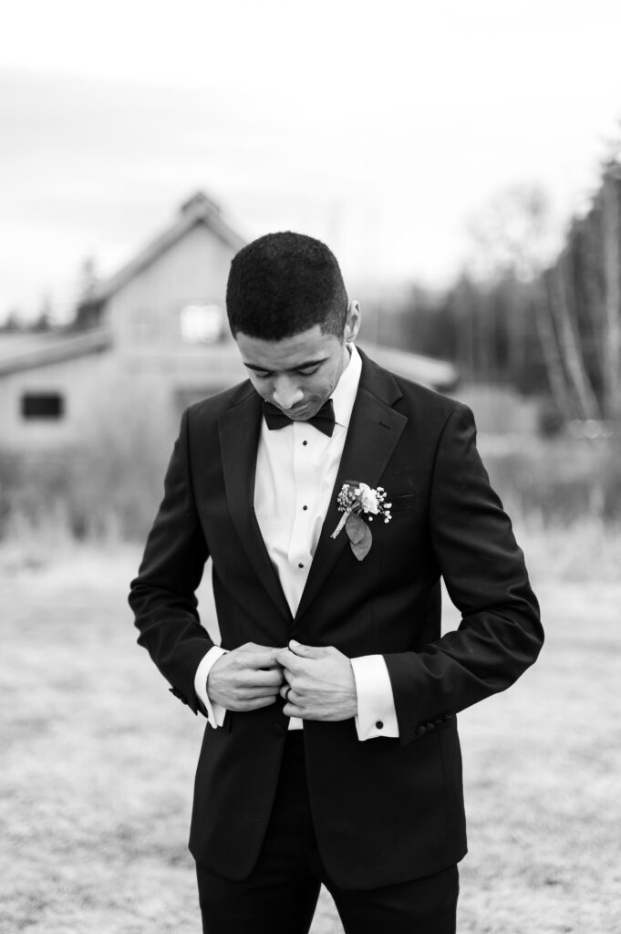 Groom portrait | at the Barn at bull meadow