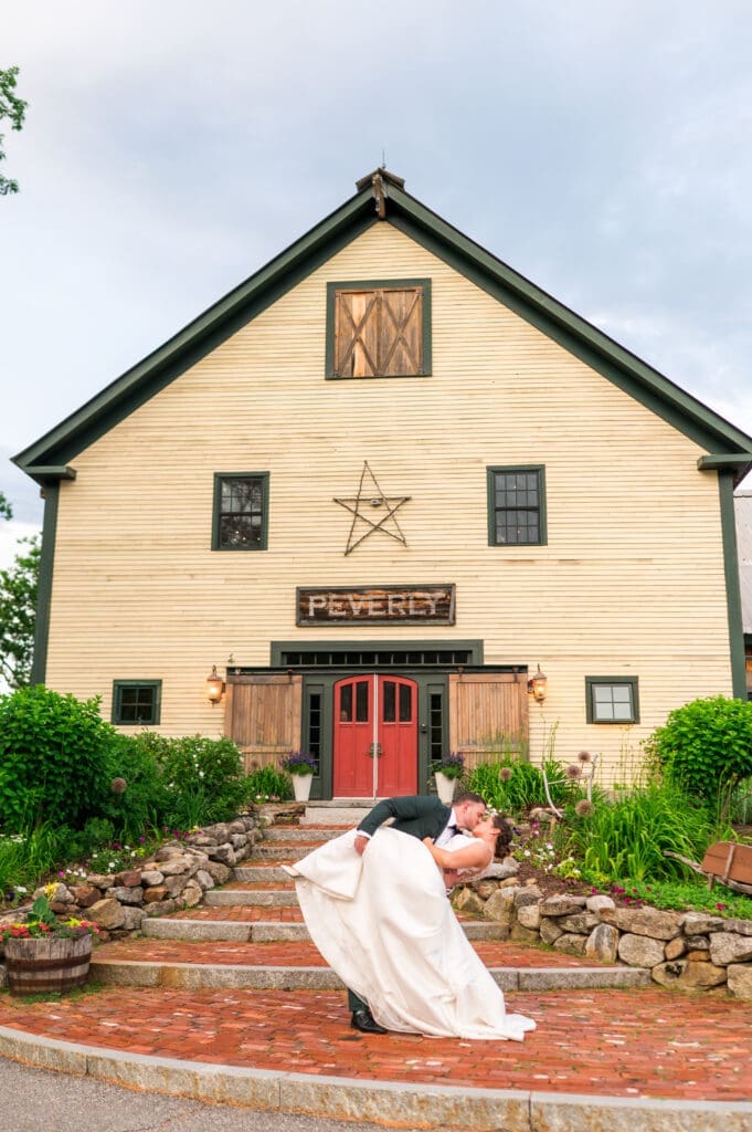 Barn On The Pemi | New Hampshire Wedding