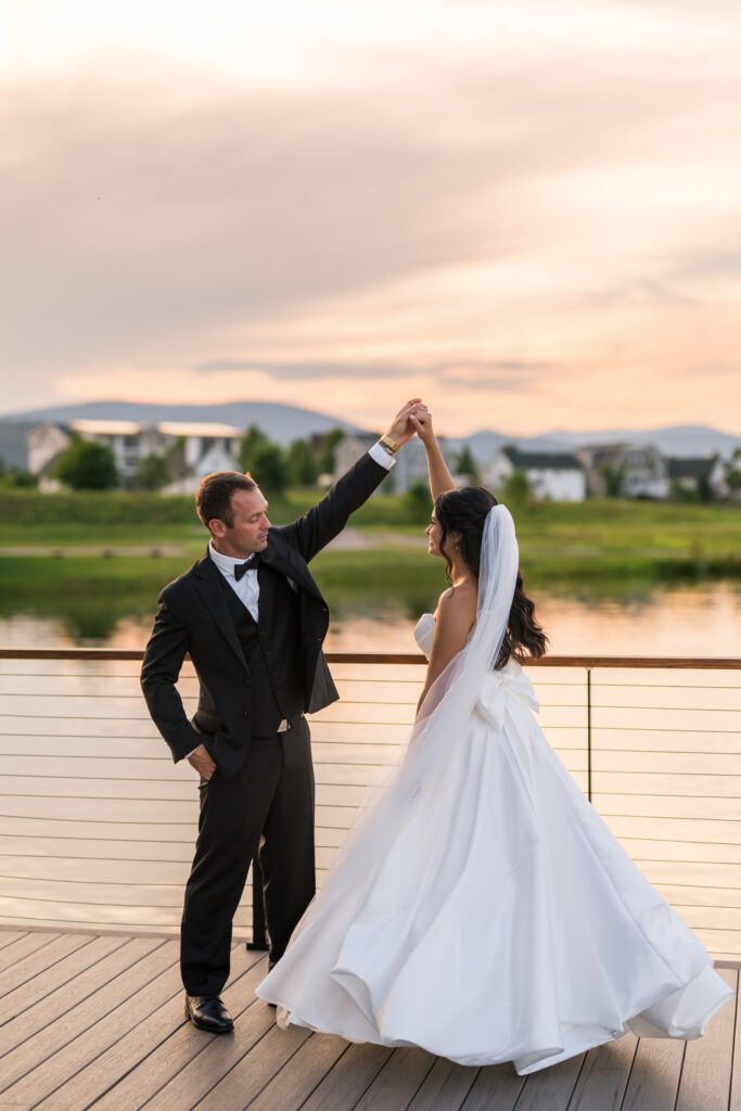 Summer Owl's Nest Wedding | New Hampshire wedding photographer