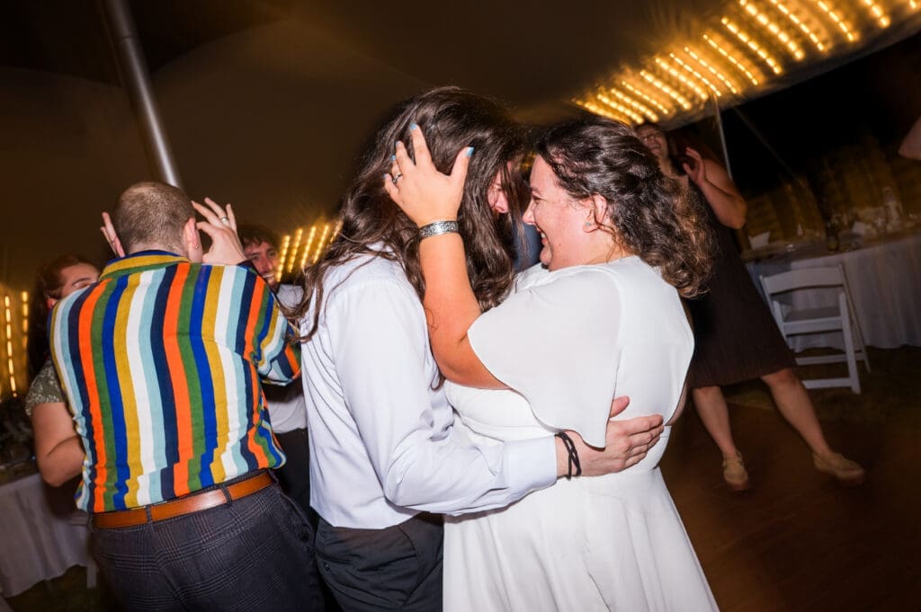Backyard wedding inspiration | New Hampshire