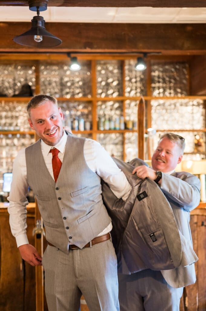Gunstock Mountain Resort Wedding | New Hampshire Wedding Photographer 